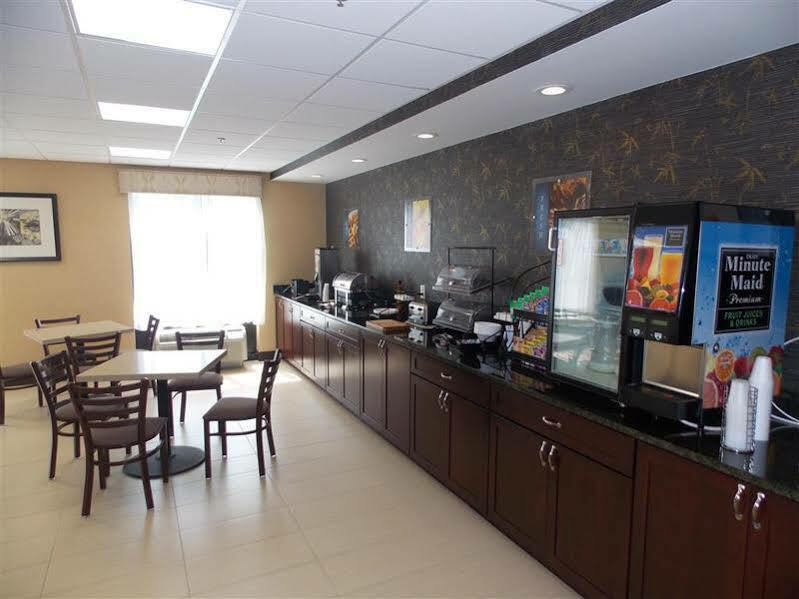 Best Western Springfield West Inn West Springfield Exterior photo